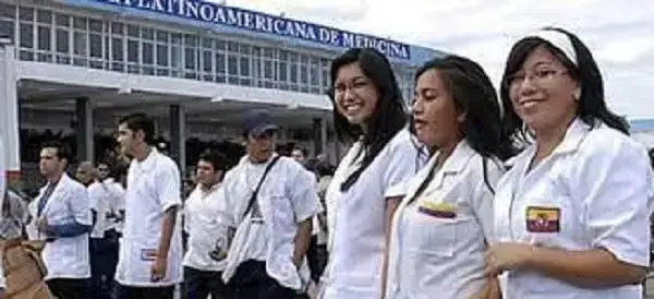 Programa-de-becas-para-estudiar-medicina-en-Cuba-1